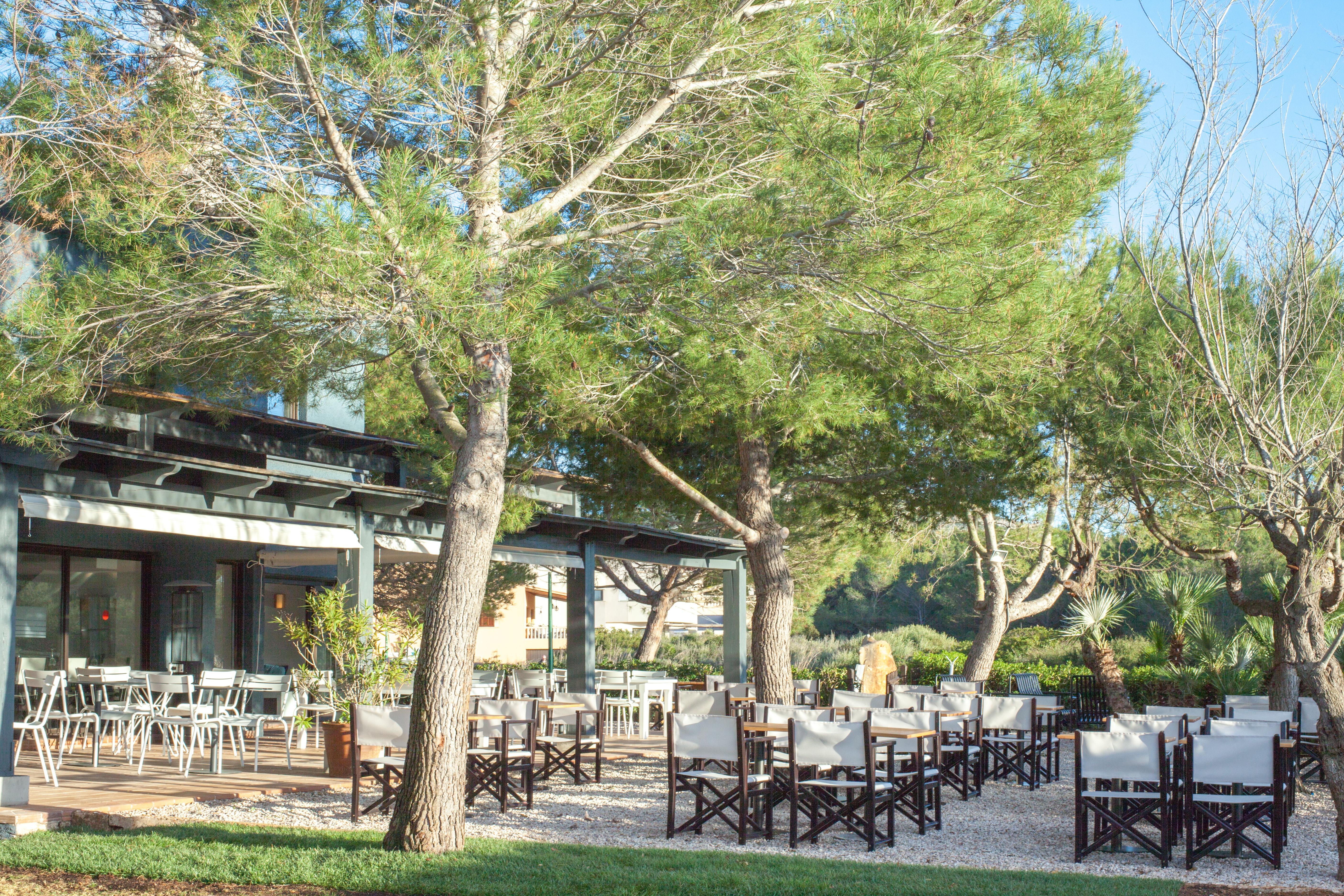 Hotel Es Blau Des Nord Arta Bagian luar foto
