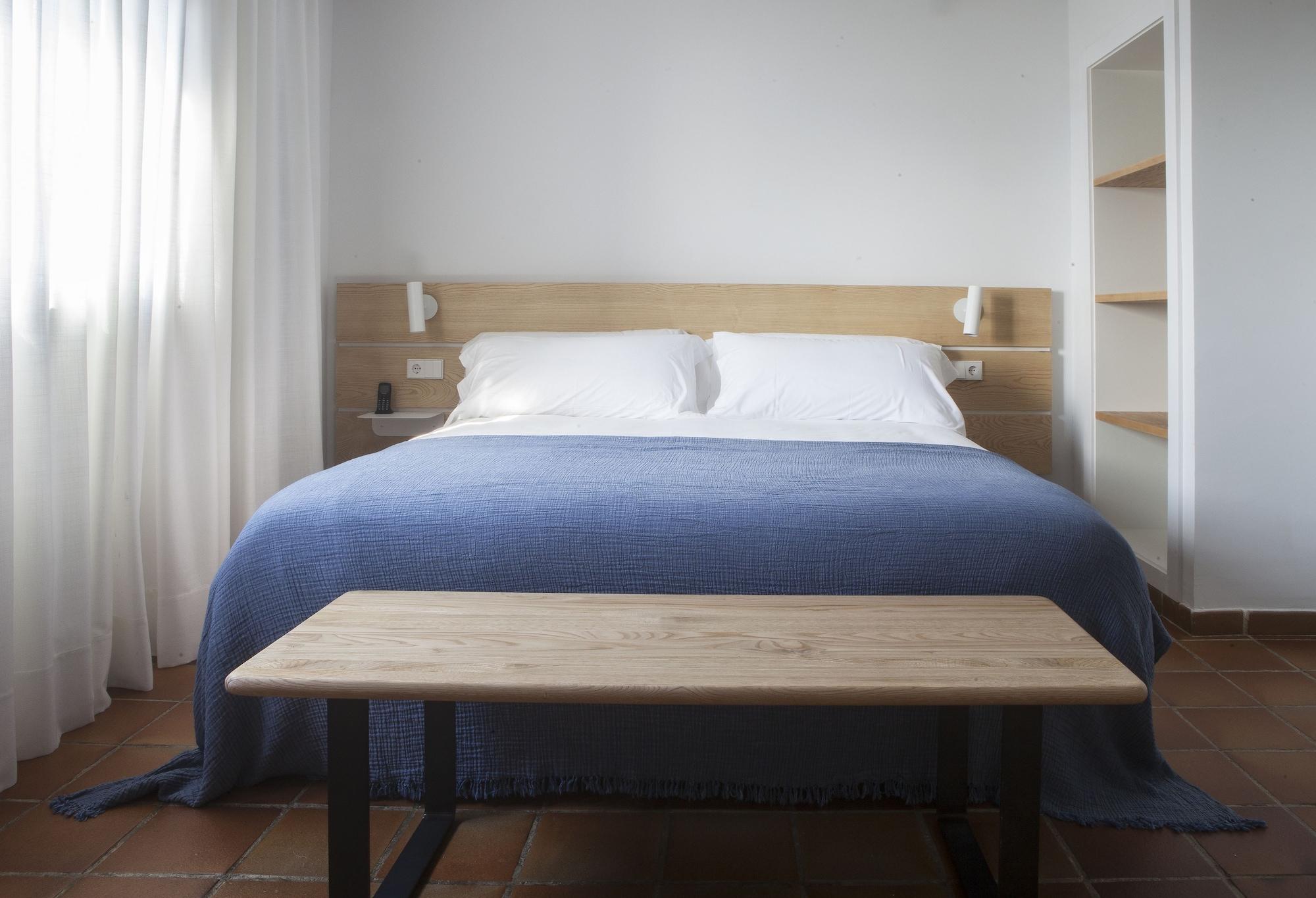 Hotel Es Blau Des Nord Arta Bagian luar foto