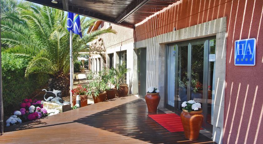 Hotel Es Blau Des Nord Arta Bagian luar foto